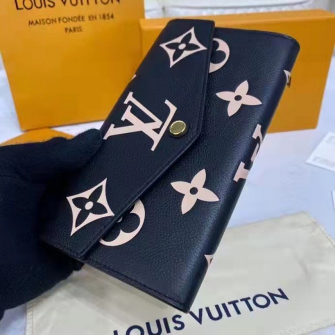 LOUIS VUITTON M80496 ポルトフォイユ・サラ
